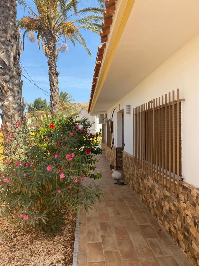 Chalet Con Piscina Privada De 4 Dormitorios Las Herrerias -Cerca De Vera Playa- كهوف المنصورة المظهر الخارجي الصورة