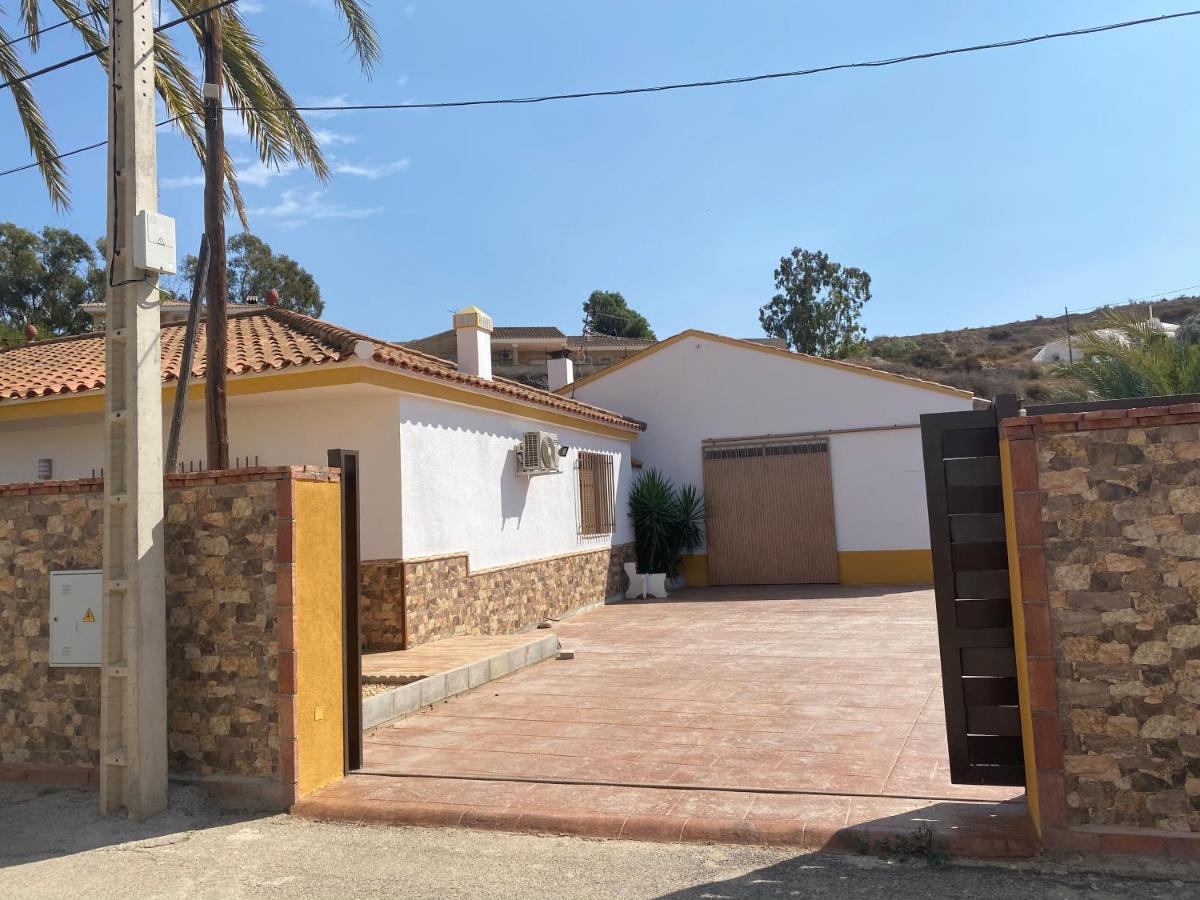 Chalet Con Piscina Privada De 4 Dormitorios Las Herrerias -Cerca De Vera Playa- كهوف المنصورة المظهر الخارجي الصورة