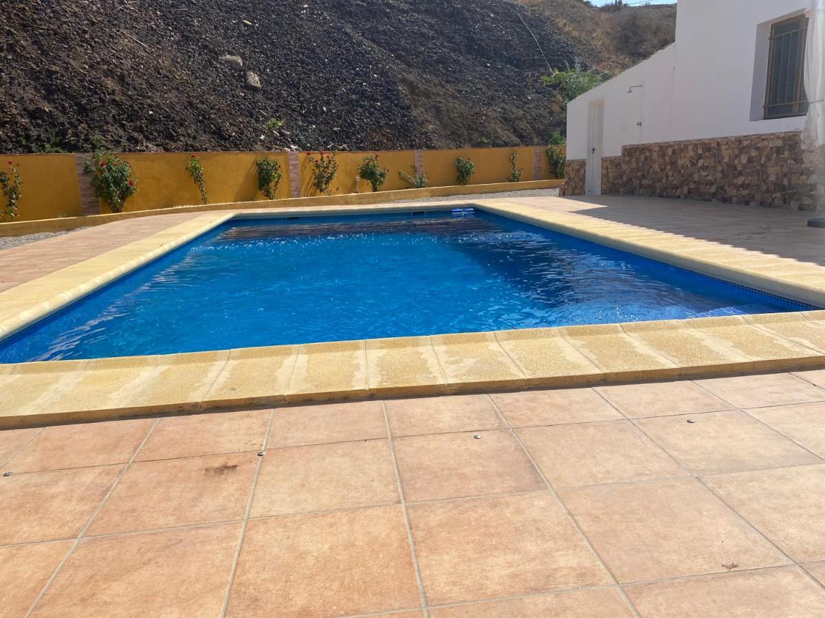 Chalet Con Piscina Privada De 4 Dormitorios Las Herrerias -Cerca De Vera Playa- كهوف المنصورة المظهر الخارجي الصورة